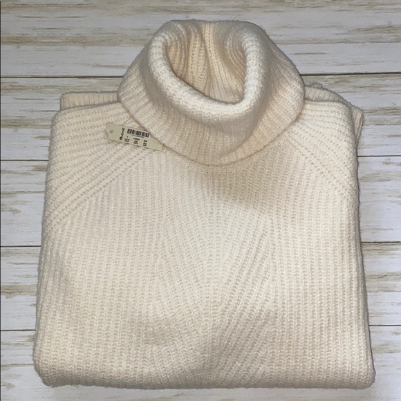 Madewell Sweaters - NWT Madewell Sweater